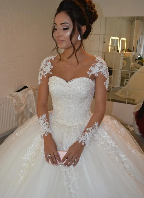 Lace Wedding Dress Ball Gown Sweetheart Court Train With Beaded
