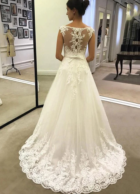 Ball-gown/princess Illusion Sleeveless Court Train Tulle Wedding Dress With Appliqued