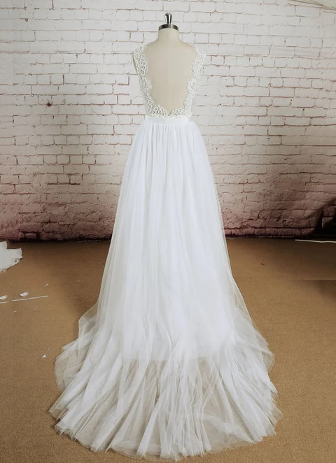 Tulle Wedding Dress A-line V-neck Court Train With Lace