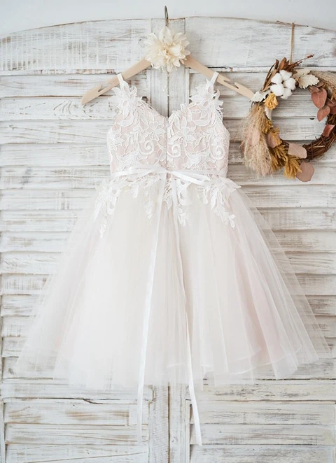 Ball-gown/princess Tulle Lace V-neck Sleeveless Knee-length Flower Girl Dresses