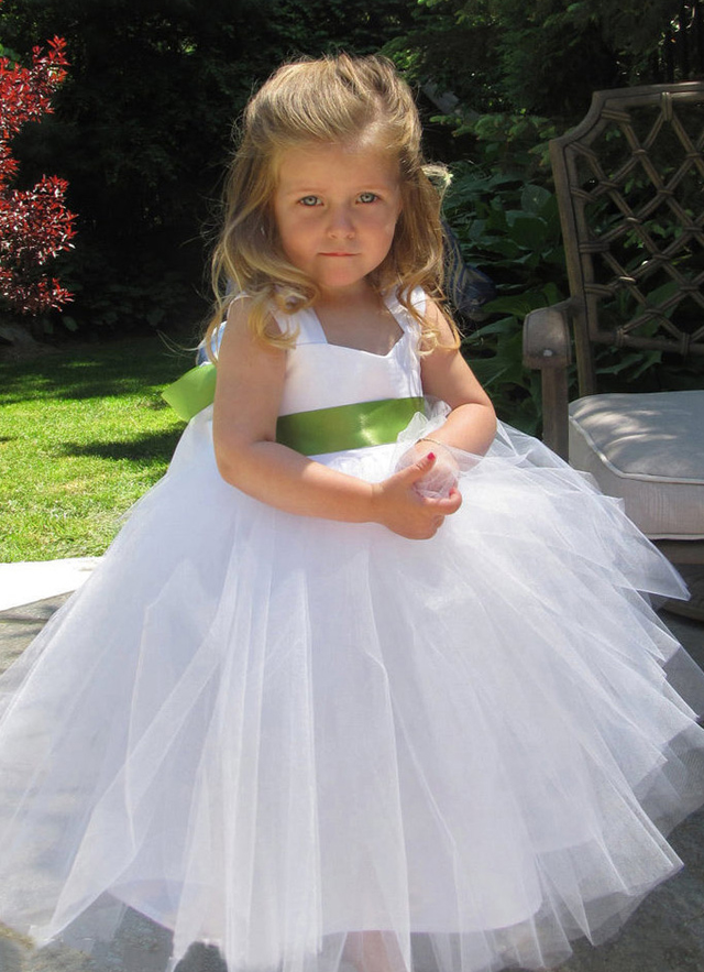 Ball-gown/princess Floor-length Sweetheart Sleevesless Tulle Flower Girl Dresses With Sashes