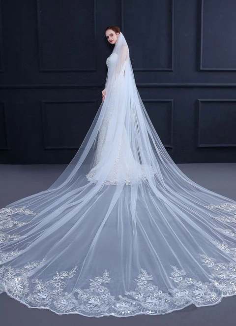 Tulle One-tier Oval Bridal Veils With Applique