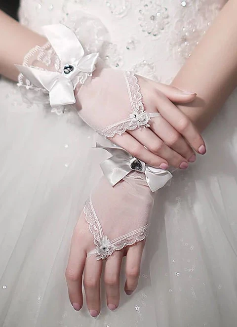 Mesh Butterfly Hook Finger Diamonds Bridal Gloves